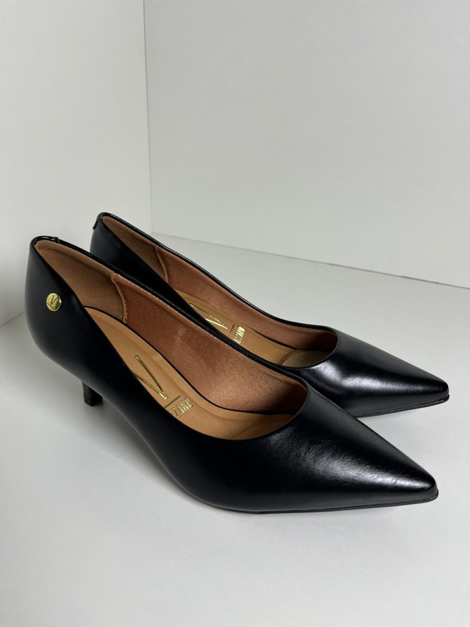 Scarpin Vizzano Feminino Salto Baixo Fino
